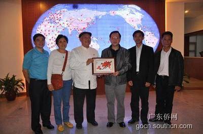 三代匠心，异国扬名 顺德家族从杂货店到摄影器材巨擘的蜕变